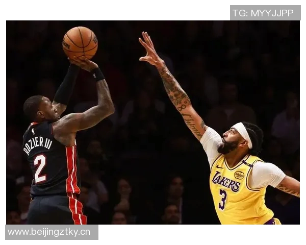 湖人队与热火队总决赛第四场激战回顾精彩瞬间与关键时刻分析
